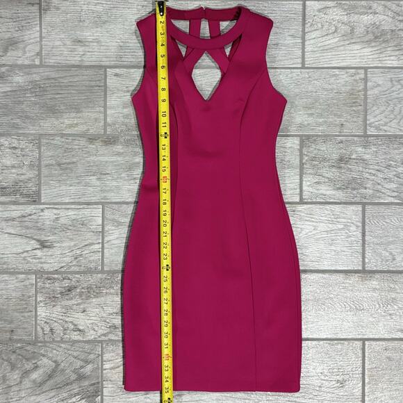 Guess Los Angeles Women’s Dress Sz 4 Bodycon Pink Vneck Lattice Cocktail Wedding - Picture 6 of 11